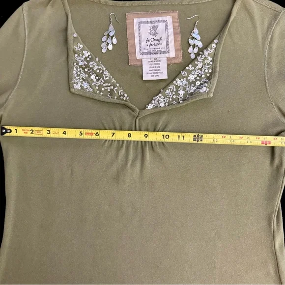 Women’s Top - Olive Green V-Neck with Sequins by For Joseph Fortune - Size M - Picture 8 of 16
